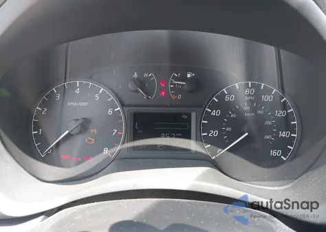 2016 Nissan Sentra S z USA, uszkodzony, nr VIN 3N1AB7AP0GY315032